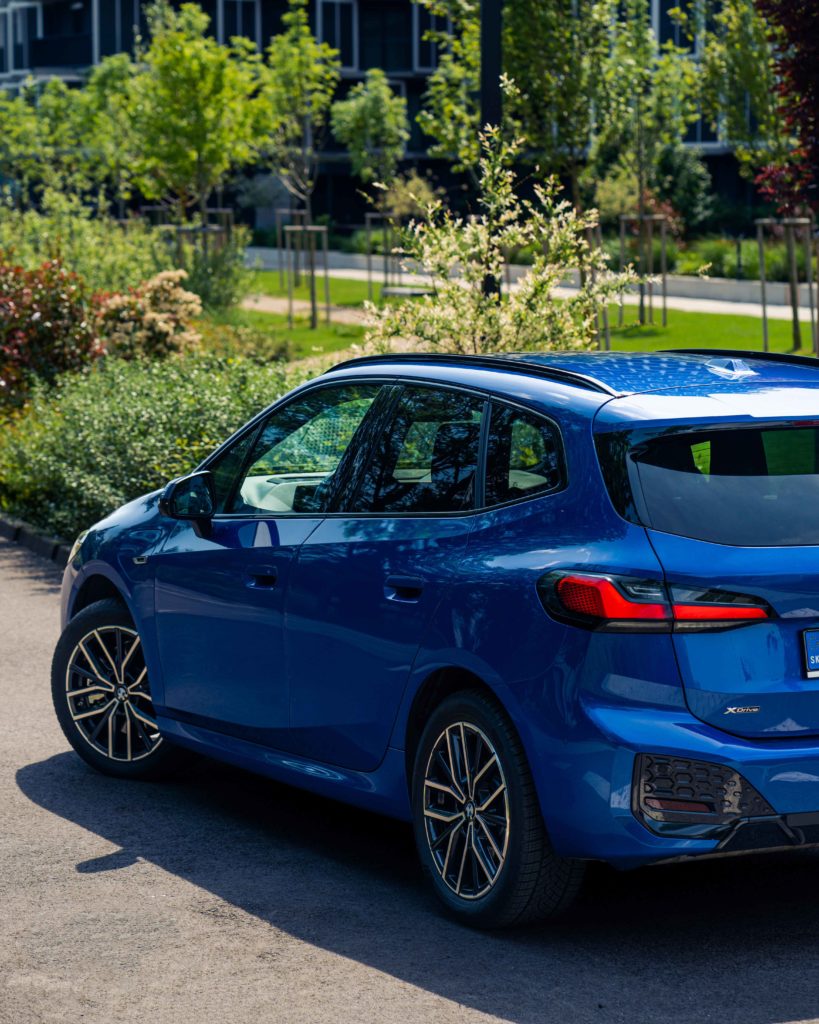 BMW 230e xDrive Active Tourer