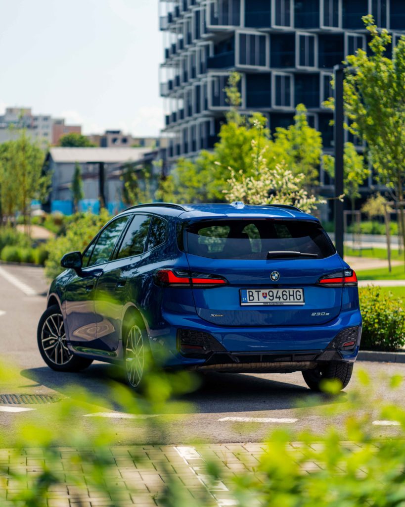 BMW 230e xDrive Active Tourer