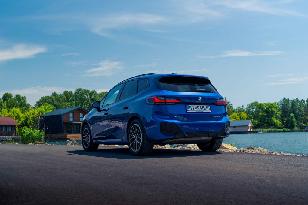 BMW 230e xDrive Active Tourer