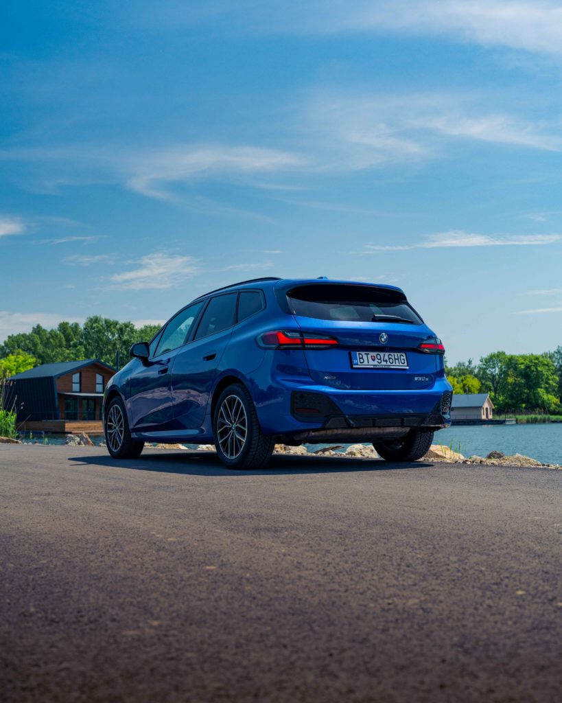 BMW 230e xDrive Active Tourer