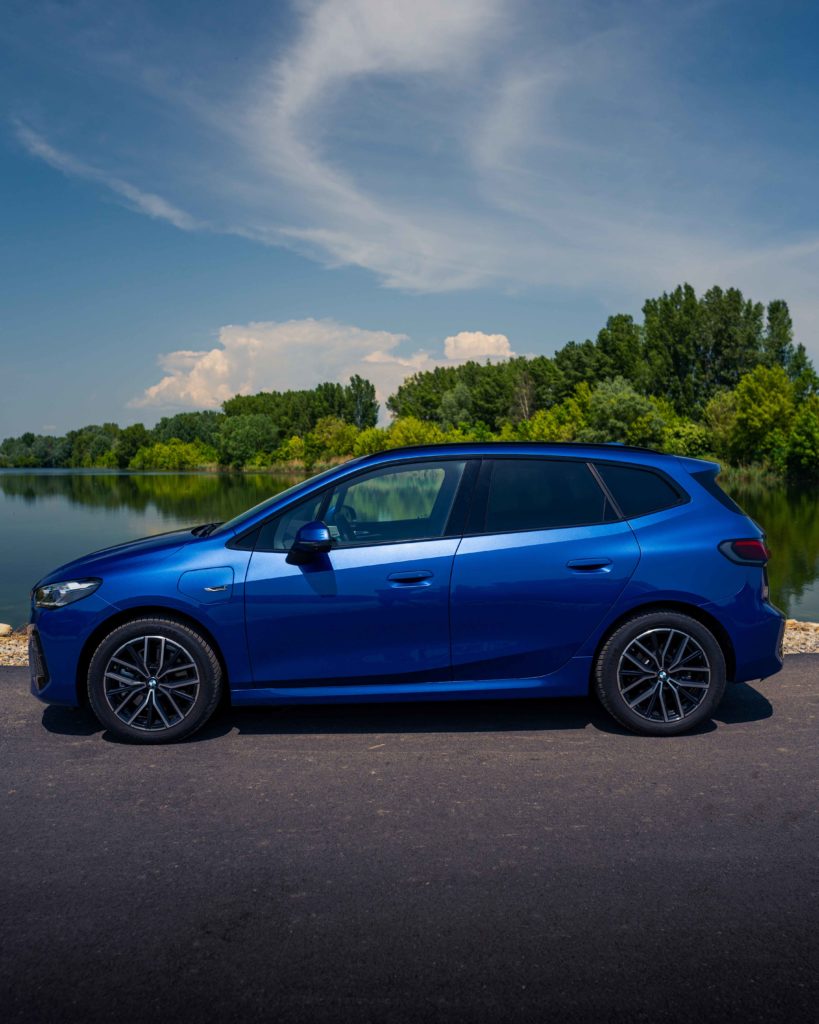BMW 230e xDrive Active Tourer