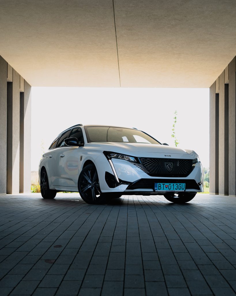 Peugeot 308 SW Hybrid