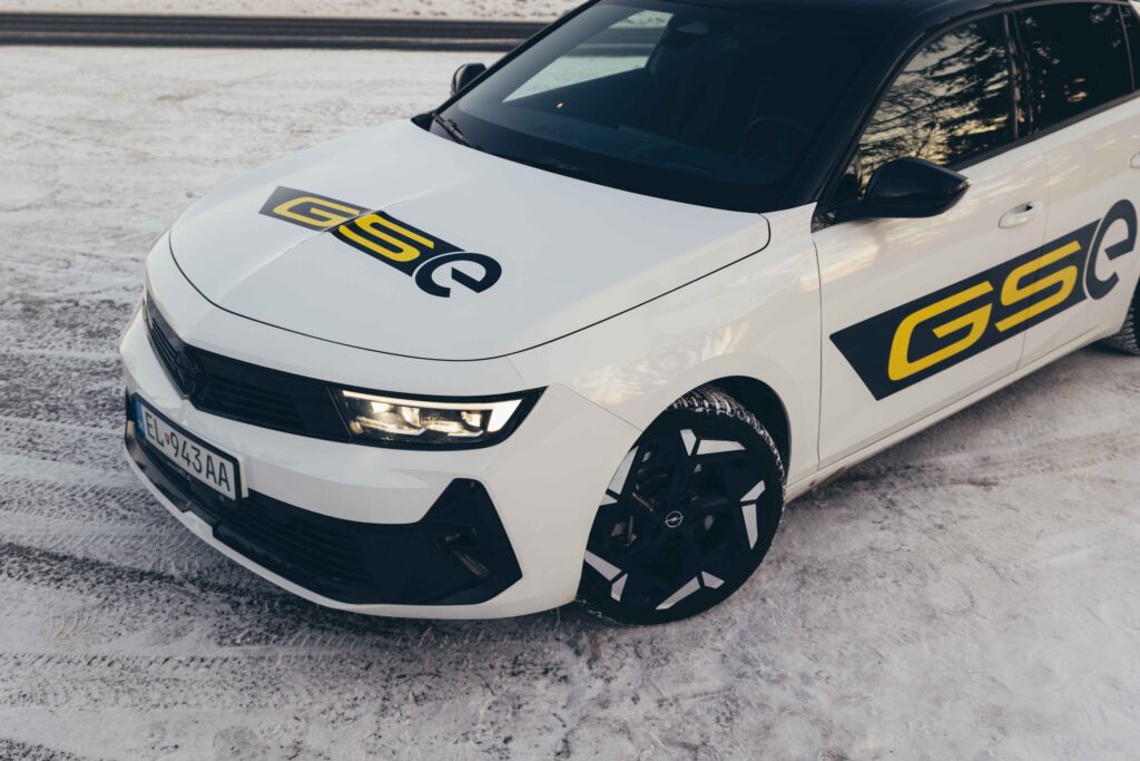 Opel Astra GSe
