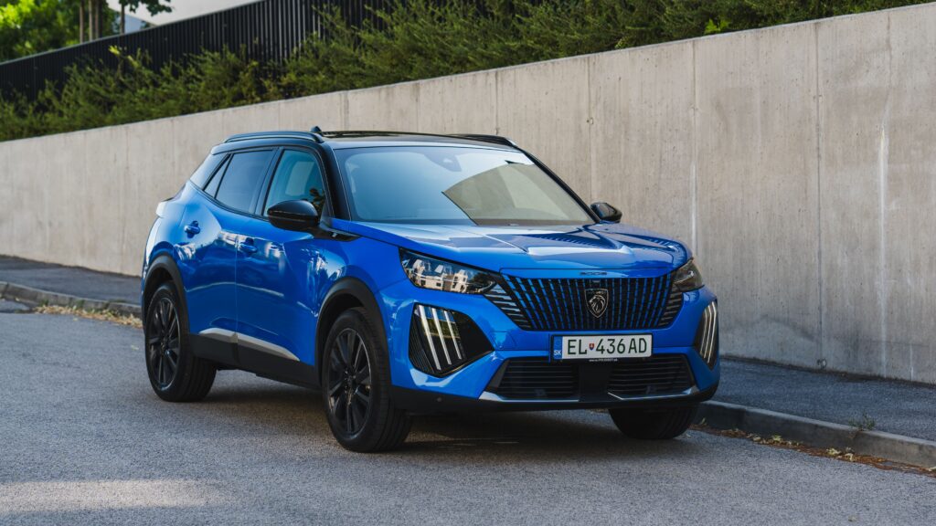 Peugeot E-2008 GT 2024