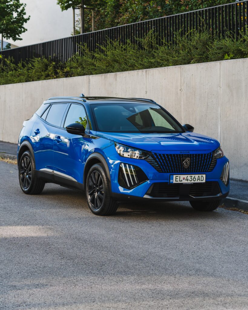 Peugeot E-2008 GT 2024