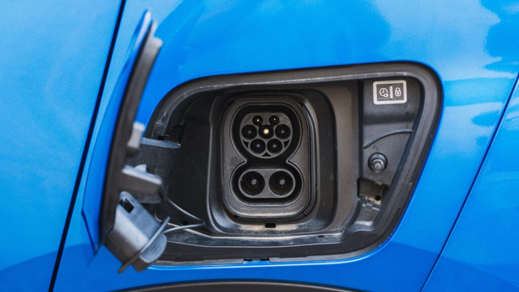 Peugeot E-2008 GT 2024