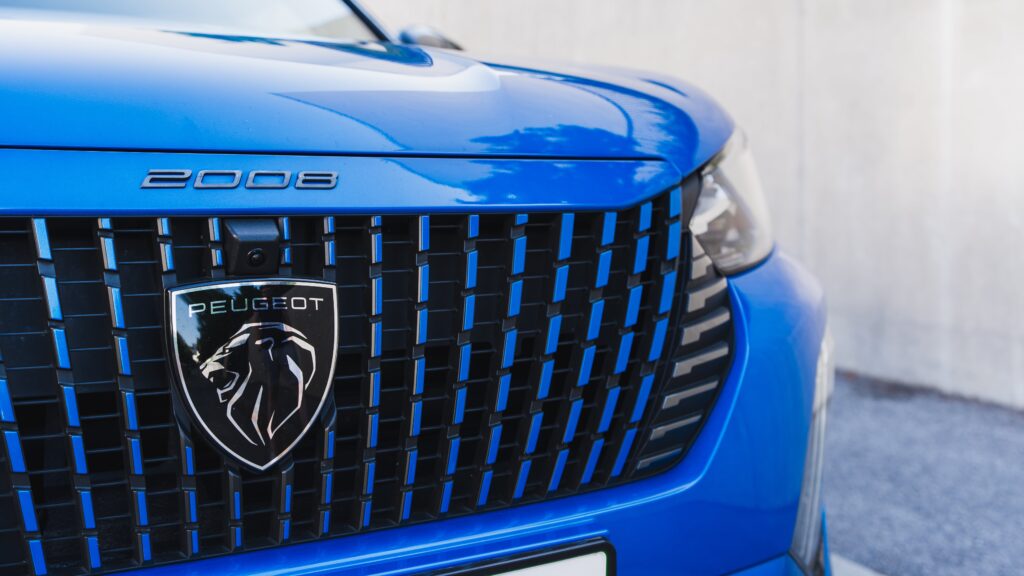 Peugeot E-2008 GT 2024