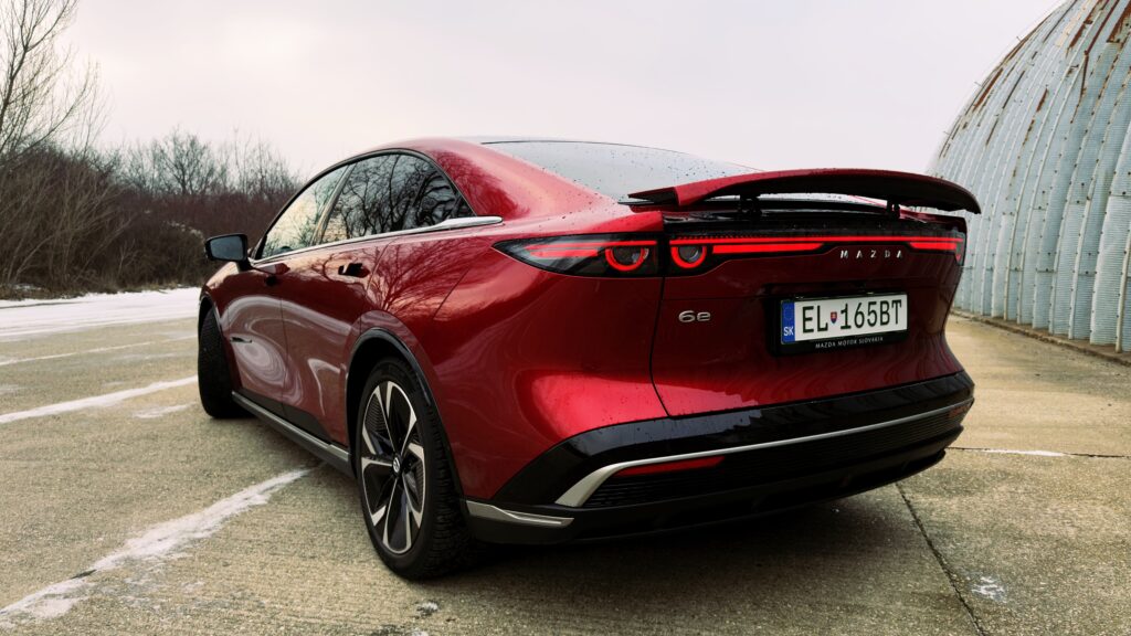 Mazda 6e