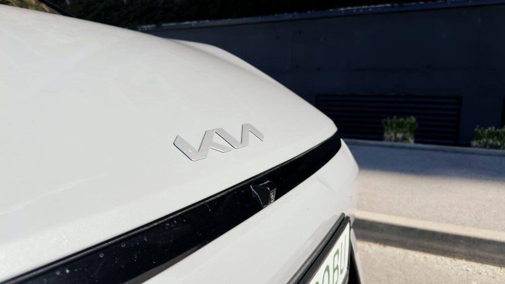 Kia EV4