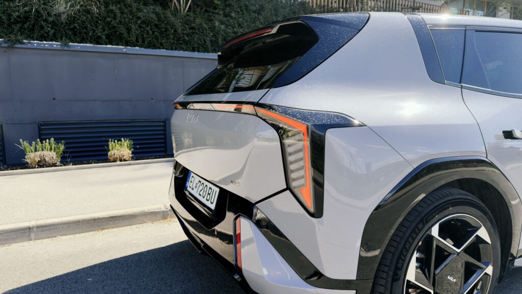 Kia EV4