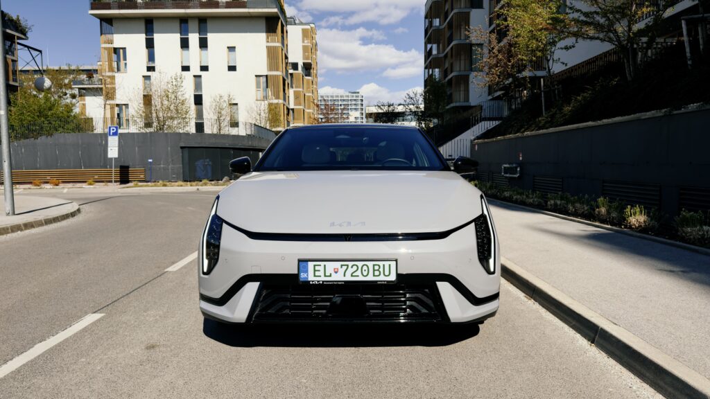 Kia EV4
