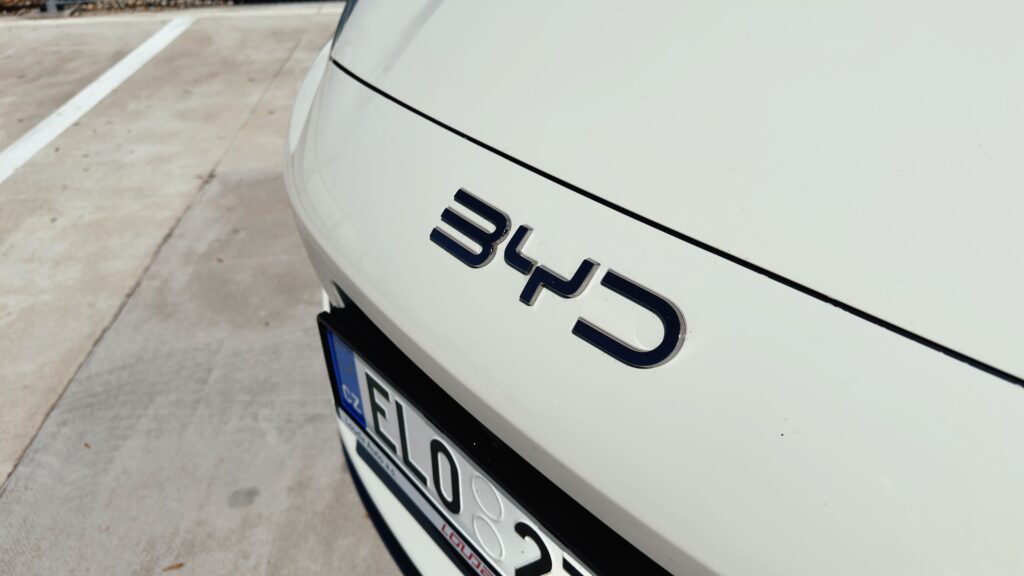 BYD Seal 6 DM-i Touring