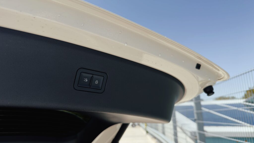 BYD Seal 6 DM-i Touring