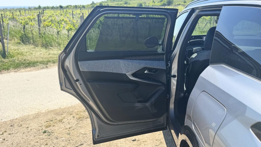 Peugeot E5008 Dual