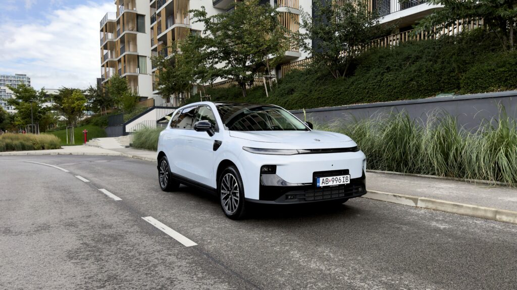 Leapmotor B10 REEV / Hybrid