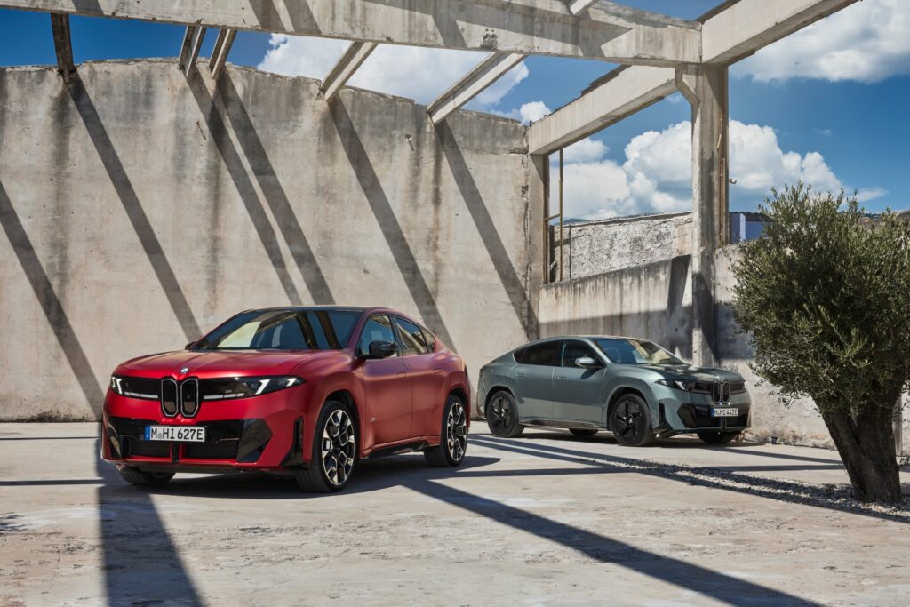 BMW iX4 Novinka